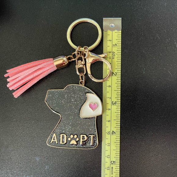 Key ring- Adopt, Black dog - Picture 3 of 5